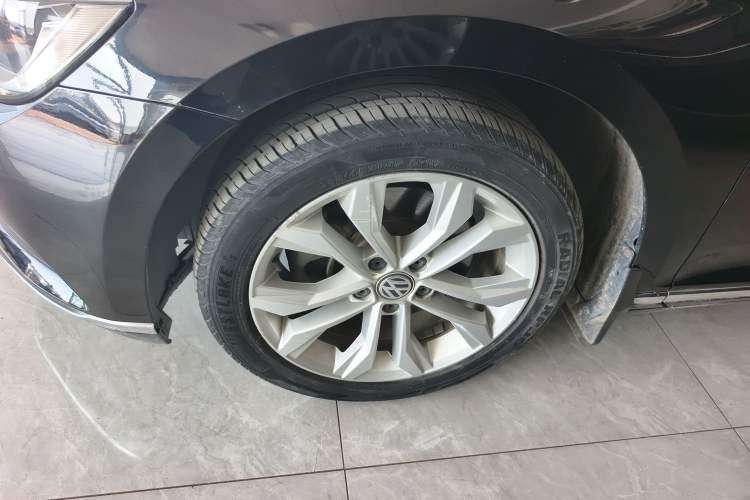 Used Volkswagen Magotan 2018 380TSI DSG Luxury Model
