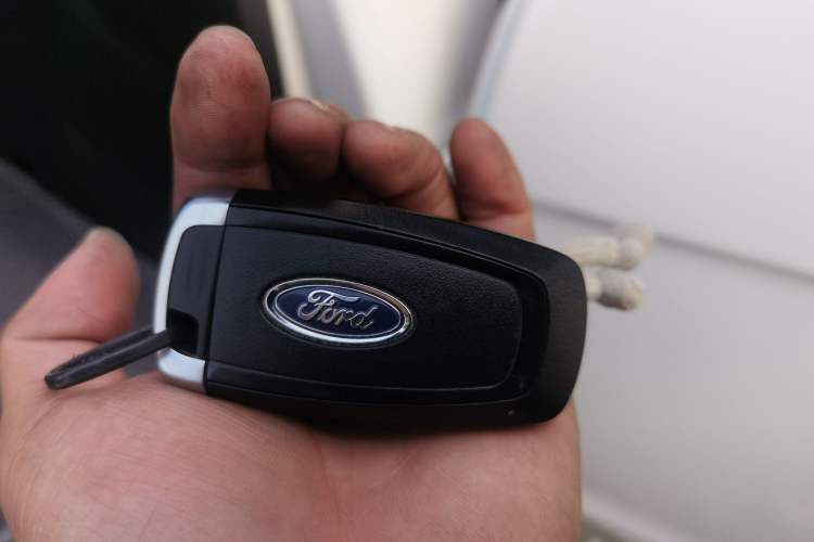 Used Ford Escort 2021 1.5L Automatic Diamond Edition
