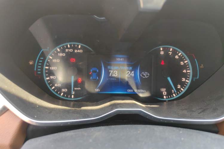 Used Soueast DX7 2017 1.5T Manual Triumph Edition
