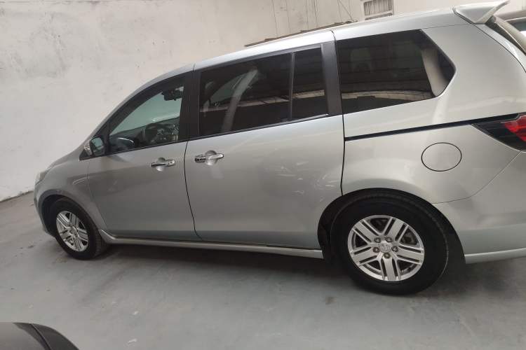 Used Mazda Mazda 8 2013 2.5L Ultimate Edition
