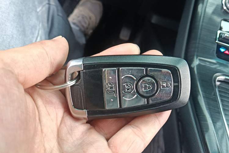 Used Lincoln Nautilus 2021 2.0T Four-Wheel Drive Luxury Edition
