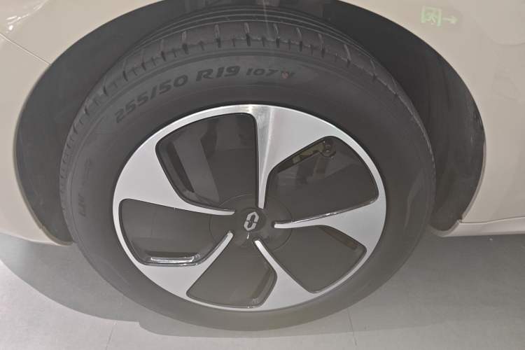 Used Hima AITO M5 2023 All-Electric Rear-Drive Standard Edition