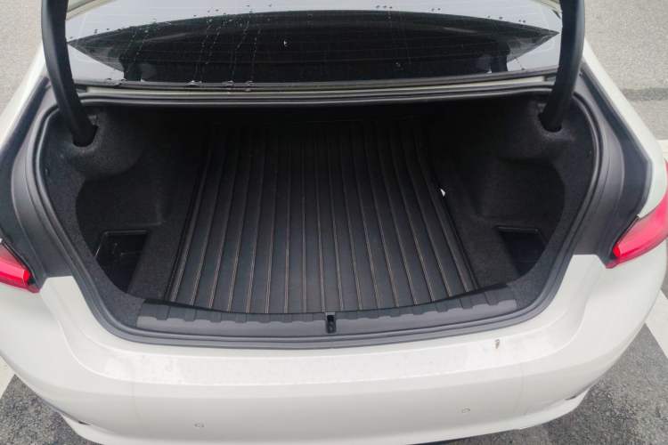 Used BMW 3 Series 2020 325Li First Edition Trunk