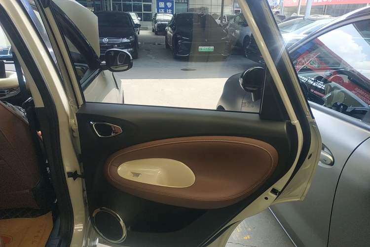 Used Wuling Bingo 2023 333 km Lingxi Connected+ Version