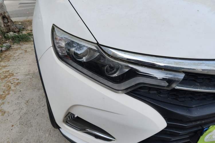 Used Soueast DX7 2019 1.5T Automatic Smart Connect Flagship Edition China VI Standard
