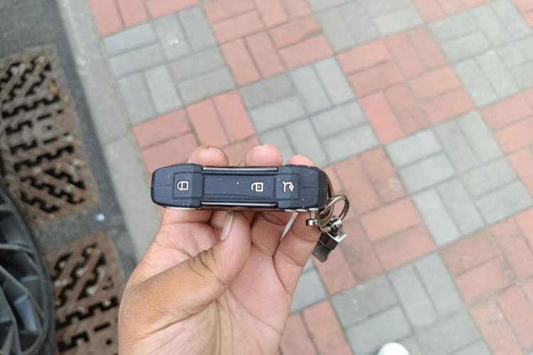 Used Lynk & Co 09 EM-P 2021 2.0T PHEV Halo Six-Seater
