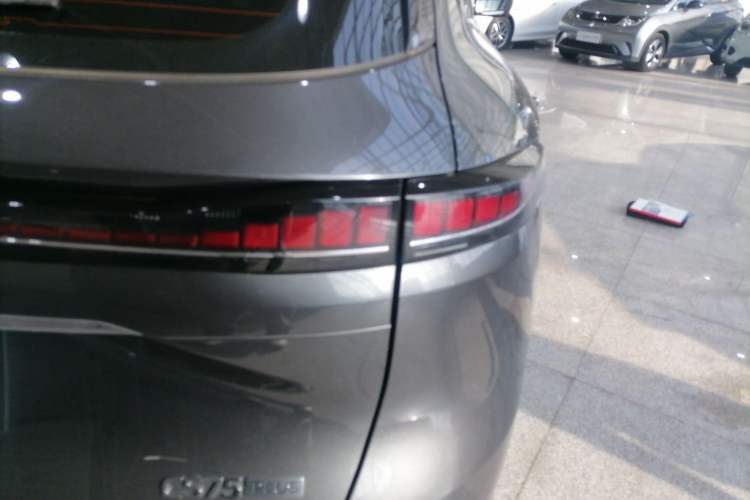 Used CHANGAN CS75 PLUS 2025 4th Generation 1.5T New Blue Whale Smart Luxury Edition
