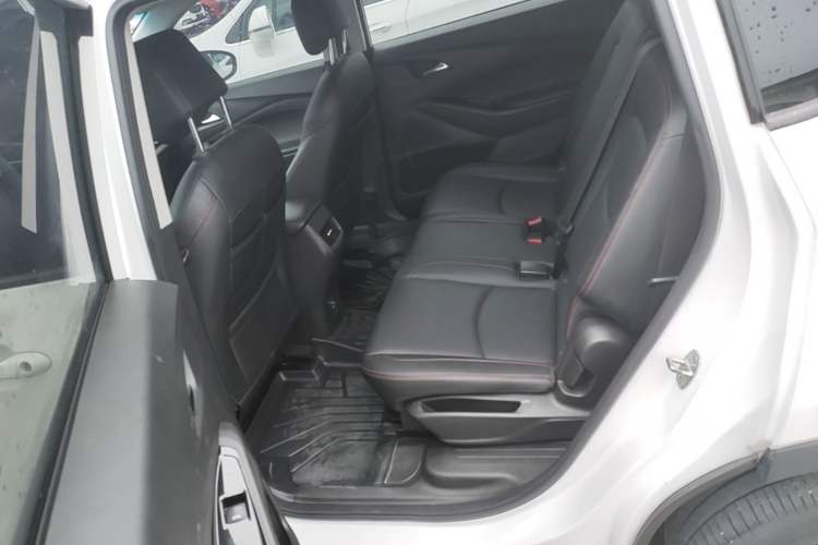 Used Chevrolet Orlando 2020 Light Hybrid Redline 530T Automatic Enjoyment Edition (5+2 Models)
