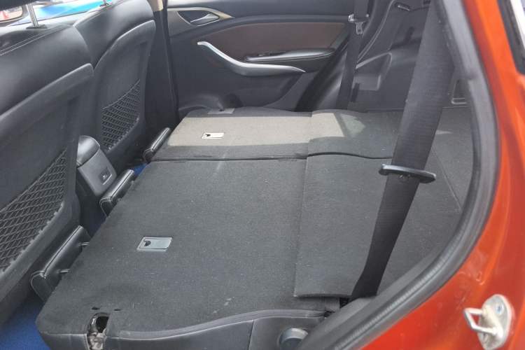 Used BYD Song 2016 GaiShi Edition 1.5TI Manual Elite Model