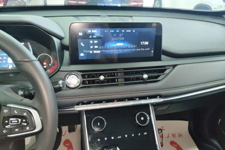 Used Chery Tiggo 8 2022 1.5 TCI Automatic Prestige Edition 5-Seater Audio And AC Panel