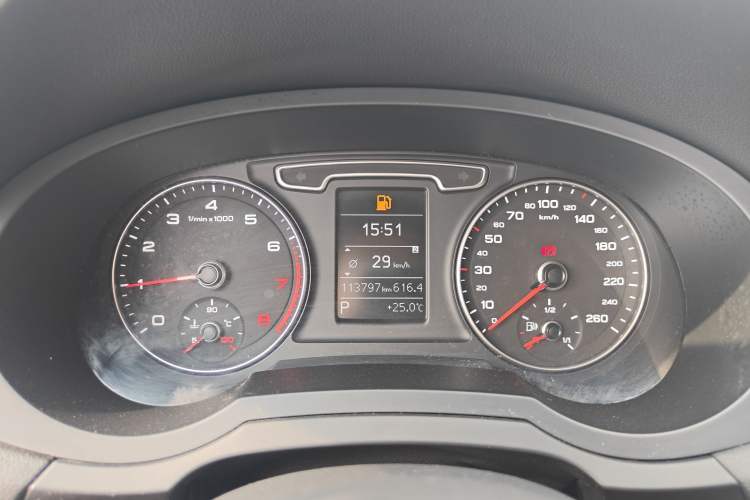 Used Audi Q3 2015 35 TFSI Comfort Model Instrument Cluster