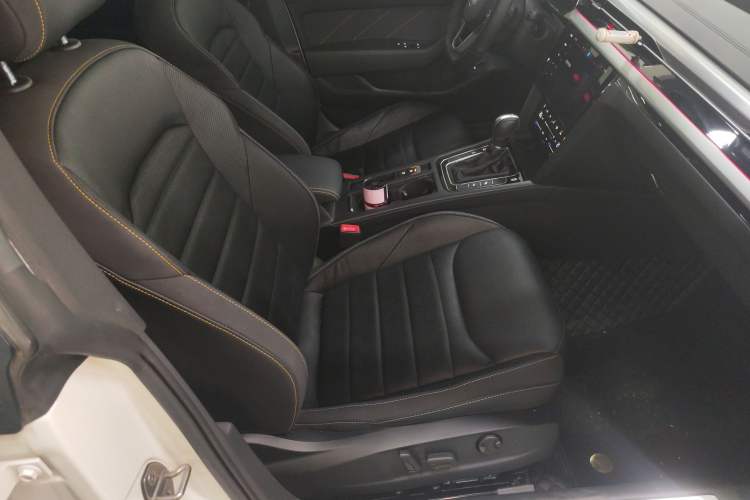 Used Volkswagen FAW-Volkswagen CC 2025 380TSI Striking All-Inclusive Edition Right Front Seat