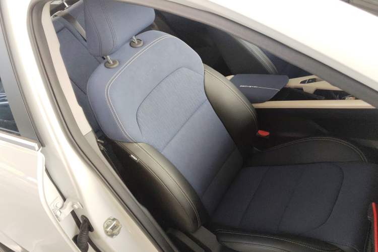 Used Geometry A 2021 Pro Enhanced High-Efficiency Range Version 600KM A600 Asian Games Edition