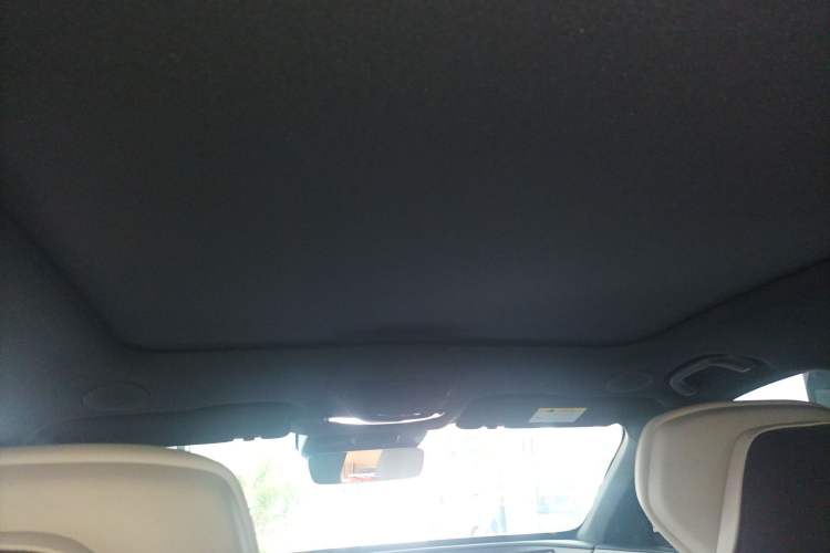 Used Mazda EZ-60 2025 Model Range-Extended 200 Max
