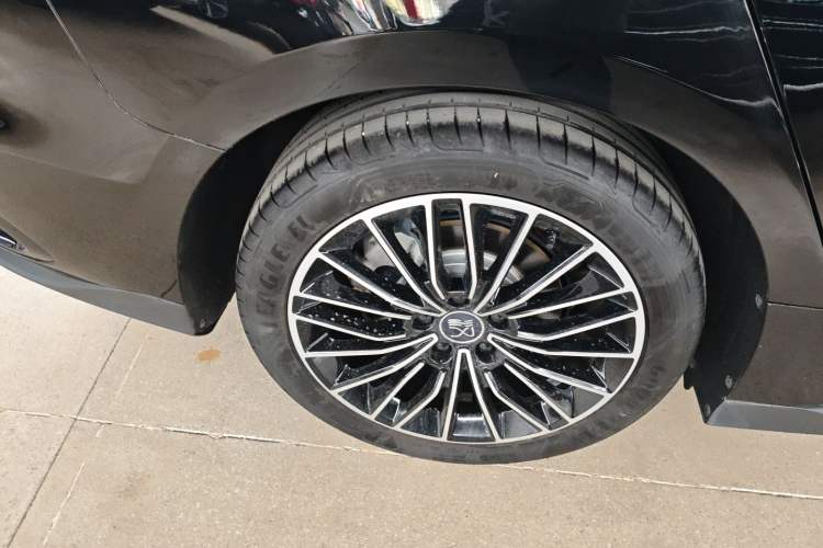 Used BYD Han 2023 DM-i Champion Edition 121KM Prestige Model
