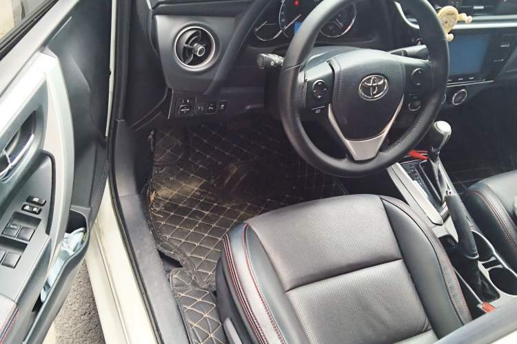 Used Toyota Levin 2017 Revised 185T CVT Elite Edition China V Standard Driver Seat