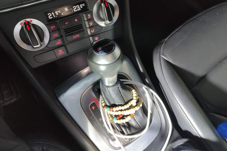 Used Audi Q3 2015 30 TFSI Comfort Model
