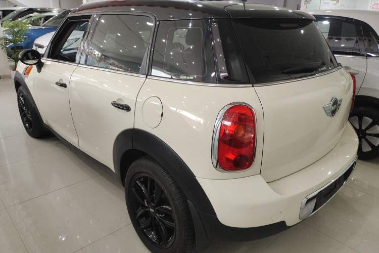 Used MINI Countryman 2014 1.6L COOPER Fun
