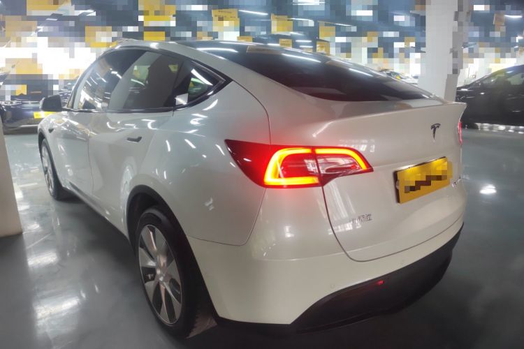 Used Tesla Model Y 2021 Long-Range All-Wheel-Drive Version