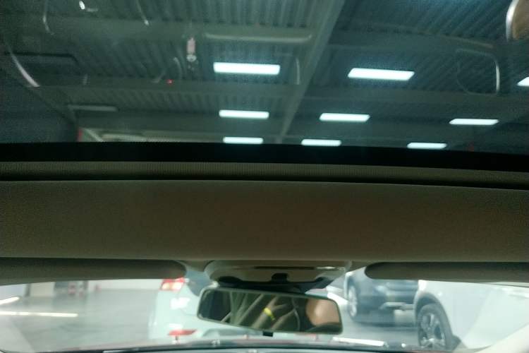 Used Volvo V40 2018 T3 Zhiyi Edition