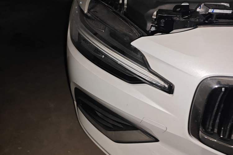 Used Volvo S60 2025 B4 Zhiyi Luxury Edition Right Front Headlight