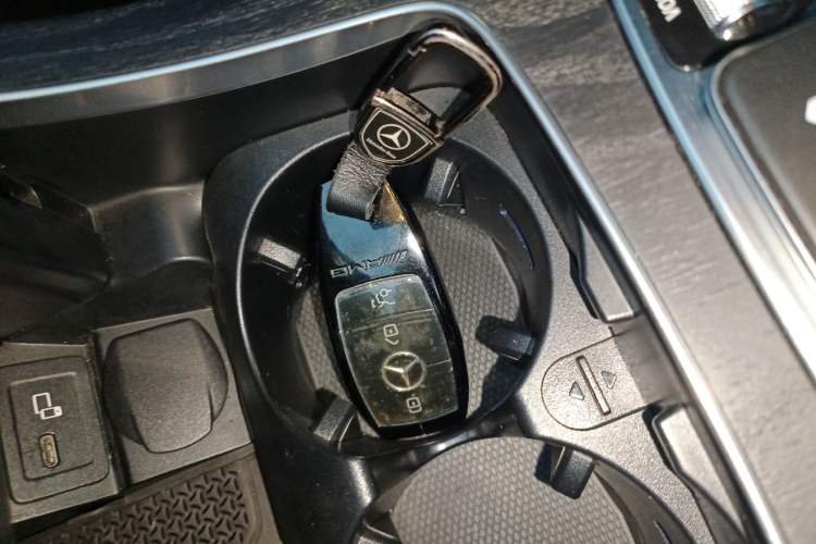 Used Mercedes-Benz E-Class 2021 E 300 L Sporty and Stylish Model