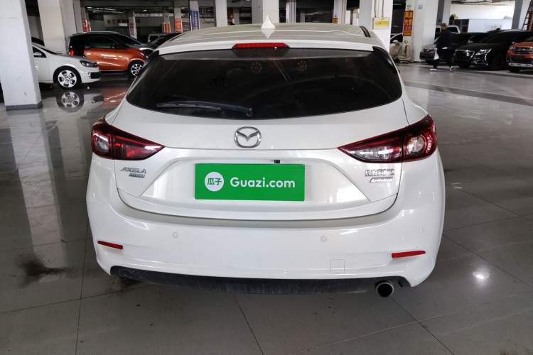 Used Mazda 3 Axela 2017 Hatchback 1.5L Automatic Comfort Model Emission Standard China V