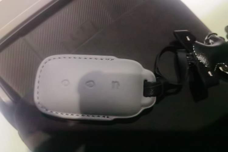 Used Geely Galaxy L6 2024 125km Creative Edition Vehicle Key