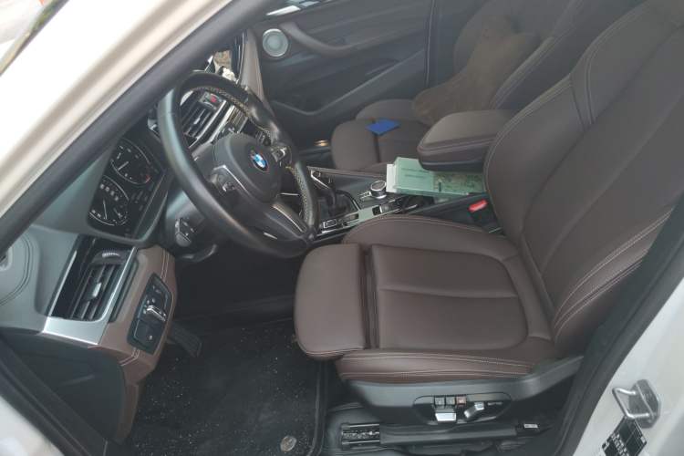 Used BMW X2 2023 sDrive25i M Sport Night Edition Left Front Seat