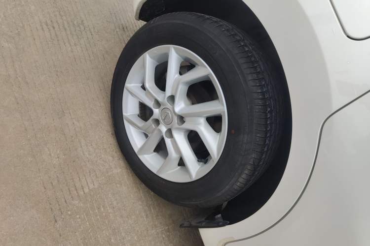 Used Nissan Tiida 2021 1.6L CVT Cool Edition