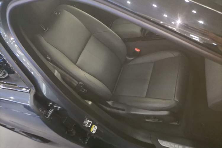 Used Land Rover Range Rover Velar 2024 Dynamic SE
