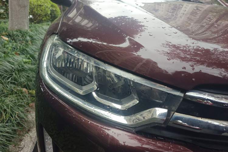 Used Citroen C3-XR 2015 1.6L Automatic Smart Version Right Front Headlight