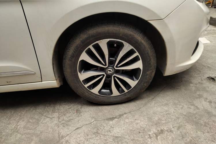 Used Dongfeng Aeolus A60 2016 1.5L Manual Luxury Model
