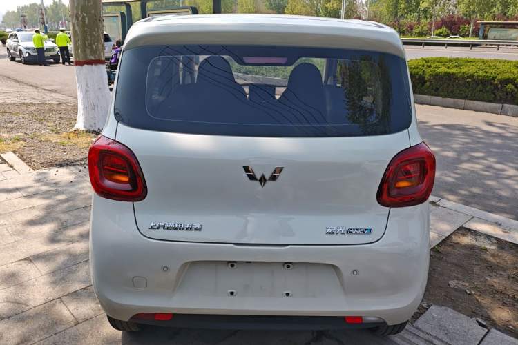 Used Wuling Hongguang MINIEV 2025 Four-Door Version Advanced Edition Rear