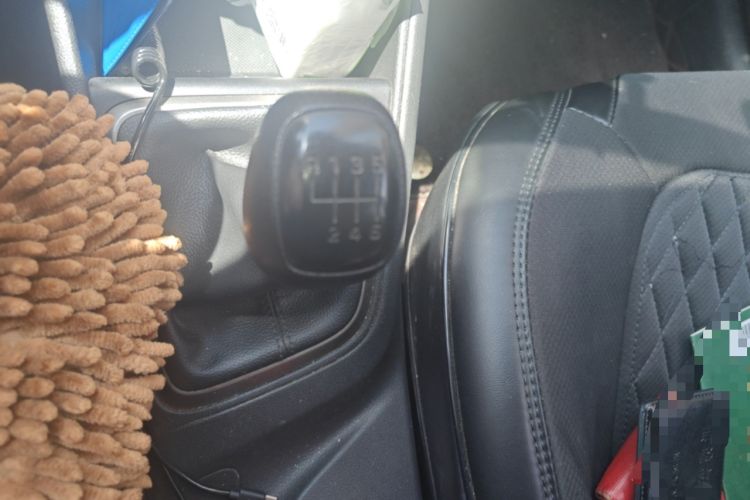 Used Hyundai Verna (new generation) 2016 1.4L Manual Cool Edition GLS Gear Lever