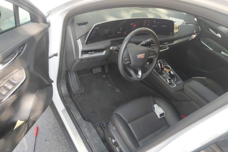 Used Cadillac XT4 2024 28T Two-Wheel-Drive Prestige Version