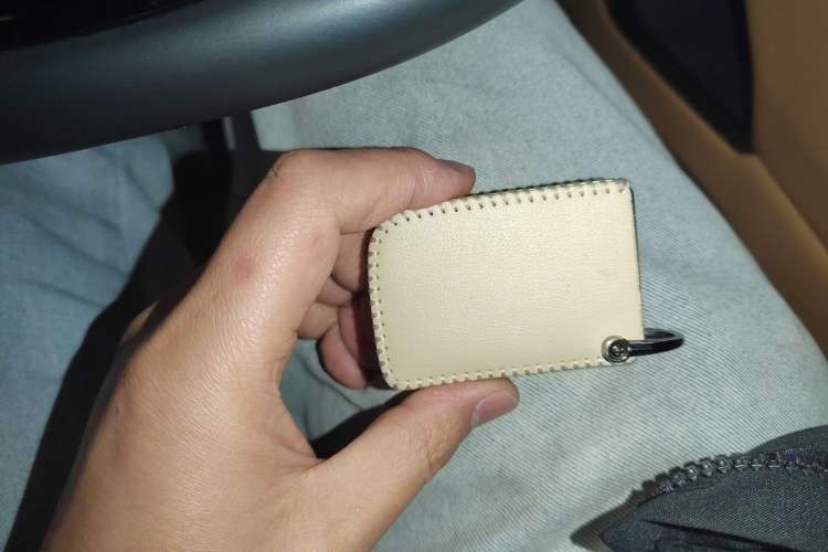 Used Lynk & Co 09 2021 2.0T Halo Six-Seater
