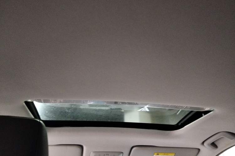 Used Wuling Alvez 2022 1.5L Manual Comfort Version