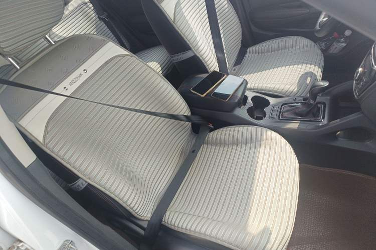 Used Changan CS75 2014 1.8T Automatic Prestige Model China IV Standard
