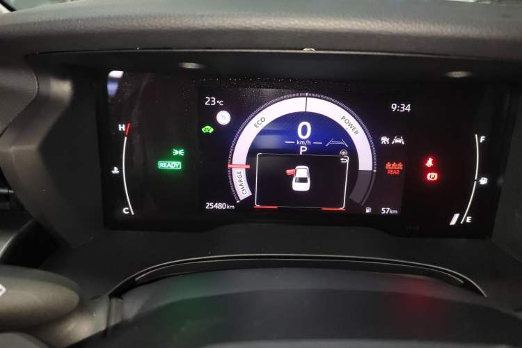 Used Toyota Camry 2024 Dual-Motor 2.0 HGVP Luxury Edition
