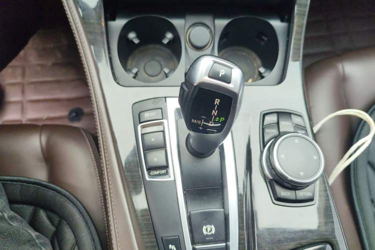 Used BMW 5 Series 2014 525Li Luxury Design Package