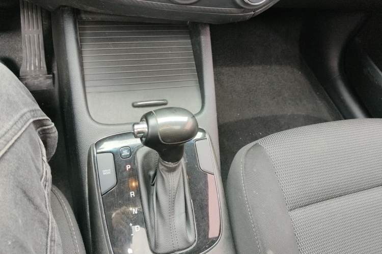 Used Kia K3 2016 1.6L Automatic GLS