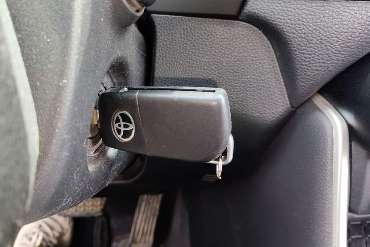 Used Toyota RAV4 2022 2.0L CVT Two-Wheel Drive Urban Edition
