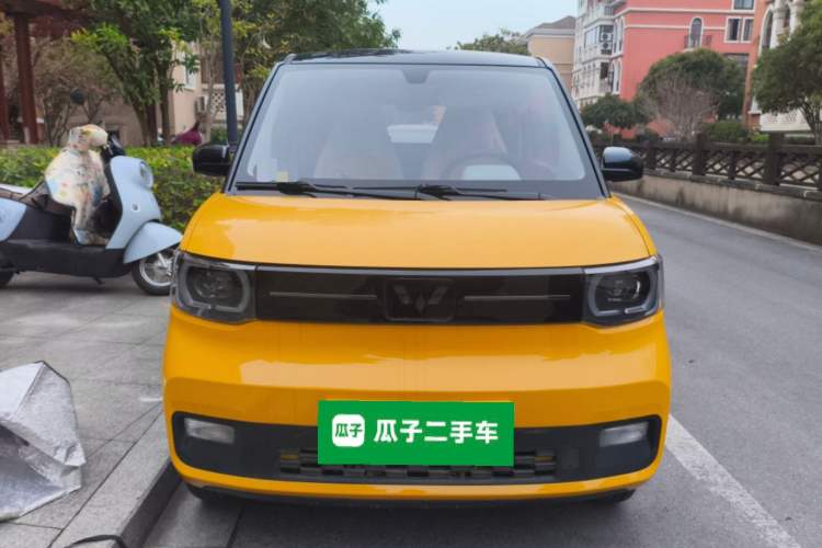 Used Wuling Hongguang MINIEV 2022 Macaron Premium Model – Lithium Ternary Battery Front