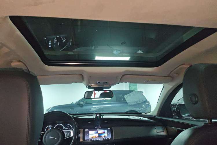 Used Jaguar XFL 2018 XFL 2.0T 250 PS Luxury Edition