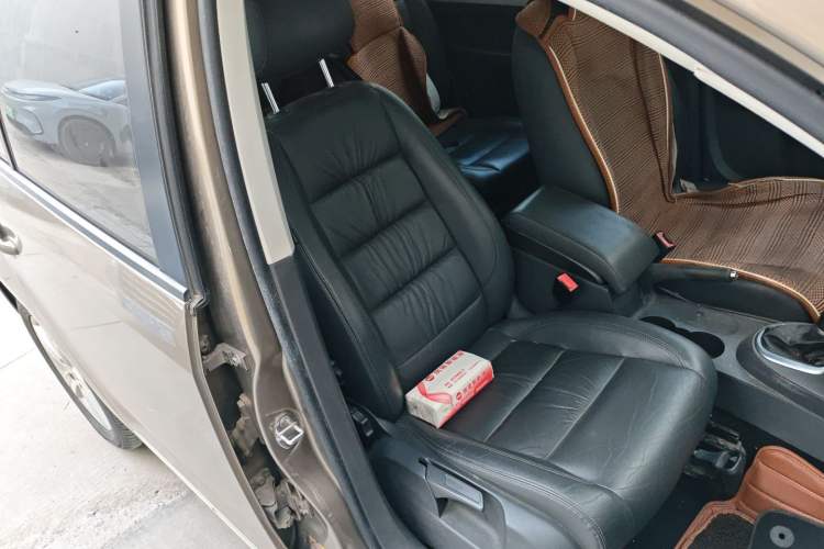 Used Volkswagen Touran 2015 1.4T DSG Comfort Edition 5 Seats
