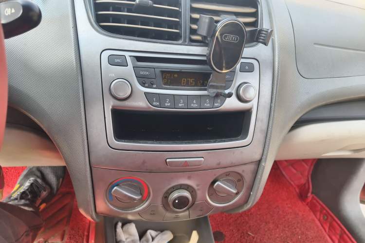 Used Chevrolet Sail 2010 Sedan 1.2L AMT Ideal Edition
