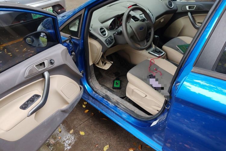 Used Ford Fiesta 2011 Hatchback 1.5L Automatic Fashion Edition Driver Seat