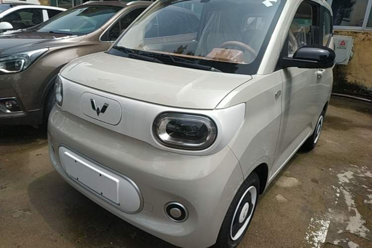 Used Wuling Hongguang MINIEV 2024 3rd Generation 215km Youth Edition Guazi used car, China used car export, Used car for sale, Used Wuling cars, Cheapest cars for sale, Electric vehicle, New energy car