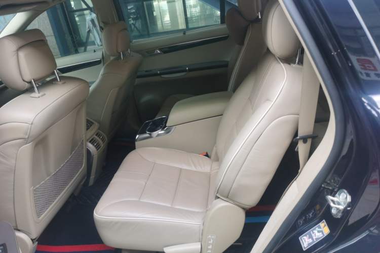 Used Mercedes-Benz R-Class 2014 R 400 4MATIC Business Model